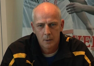 巴斯勒：拜仁不该迫于外界压力让穆勒首发，他替补出场更有威胁