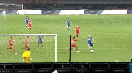 1667912268761009200.gif 足球比分直播-【中超】梁学铭建功茹子楠绝杀 梅州3比2逆转河南